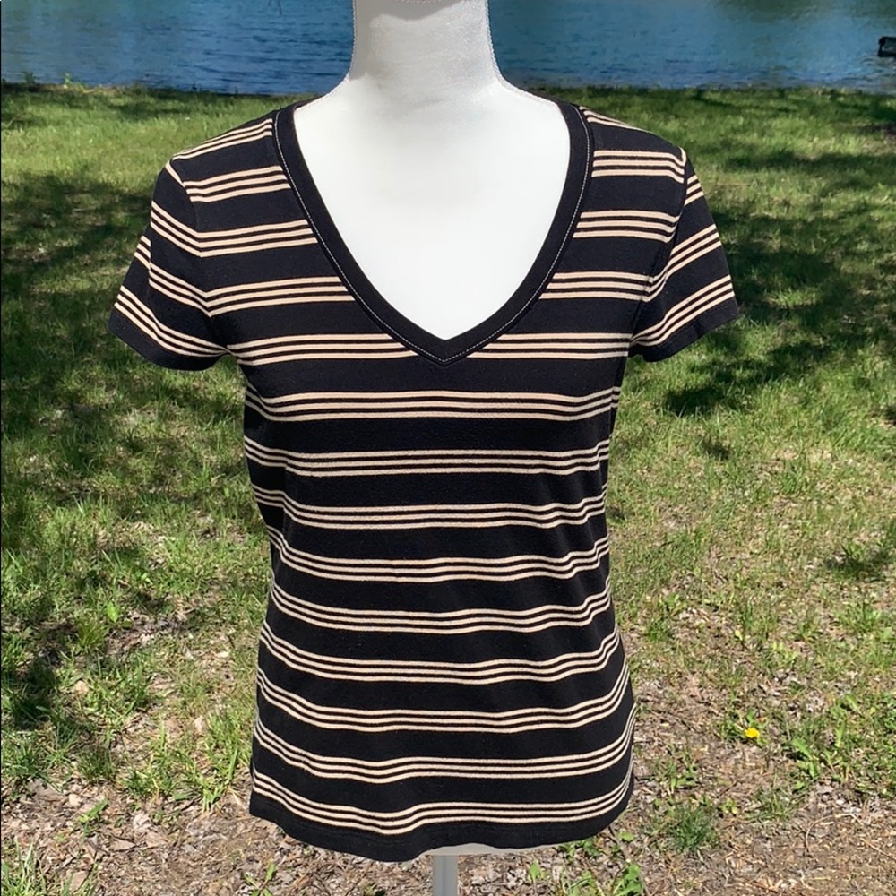 Jones Wear Vneck Tee Black w/Tan Stripes EUC Sz M